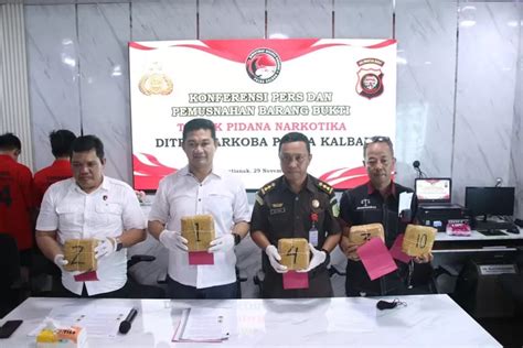 Direktorat Reserse Narkoba Polda Kalbar Musnahkan 98 Kilogram Sabu Dan