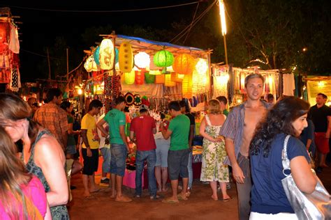 Visiting places of India: Anjuna beach in goa