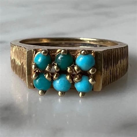 Vintage 18K Textured Yellow Gold Turquoise Cluster Ring - Historic Shop