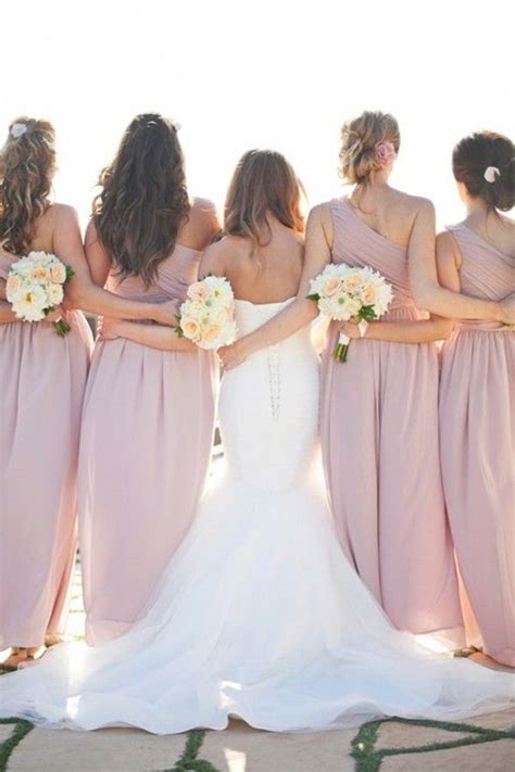 20 Creative Bridesmaid Photo Ideas That Youll Totally Love