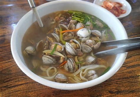 Refreshing Kalguksu With Clams Dr Yoos Traditional Noodle Soup And