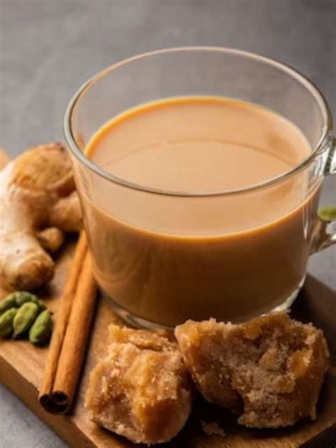 Top 6 Health Benefits Of Drinking Jaggery Tea In Winter