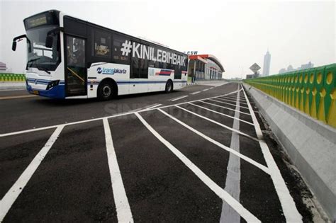 Transjakarta Buka Rute Stasiun Senen Stasiun Tanah Abang