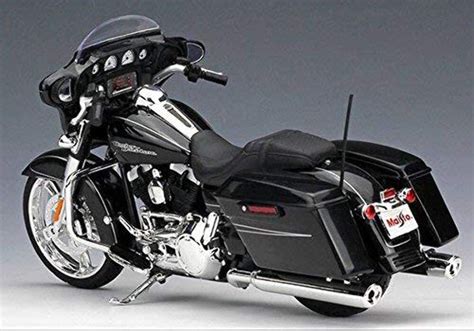 Maisto Harley Davidson Street Glide Special Scale