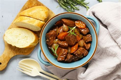 6 Best Sides To Serve With Beef Stew Updated 2025