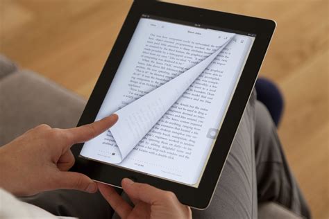 Ebook là gì Vai trò sách điện tử trong dạy học trực tuyến ATPro