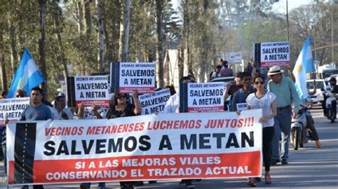 Metán vecinos autoconvocados reclaman por mejoras en la ruta 9 34