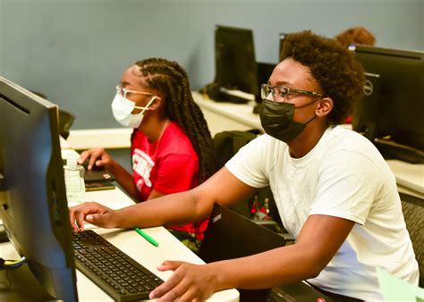 First Cohort of Expanded Middle College Program Graduates | Piedmont ...