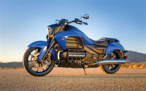 Honda Valkyrie Motorcycle - reviews, prices, ratings with various photos