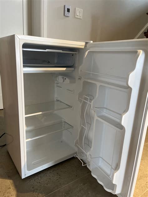 Master Chef Mini Fridge Built In Freezer Refrigerators Oakville