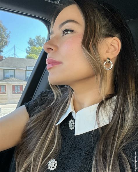 Miranda Cosgrove Nude OnlyFans Leaks The Fappening Photo 8352884 FappeningBook