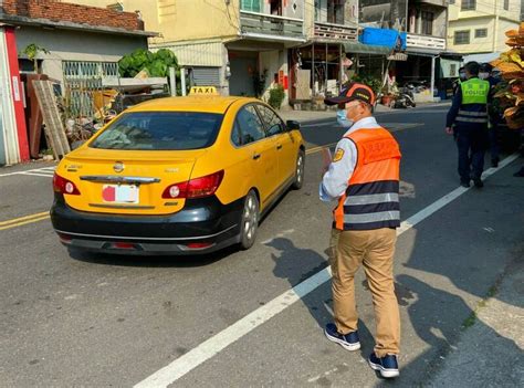 東港白牌車載客累犯遭舉發 吊牌還吃12萬罰單 社會 自由時報電子報