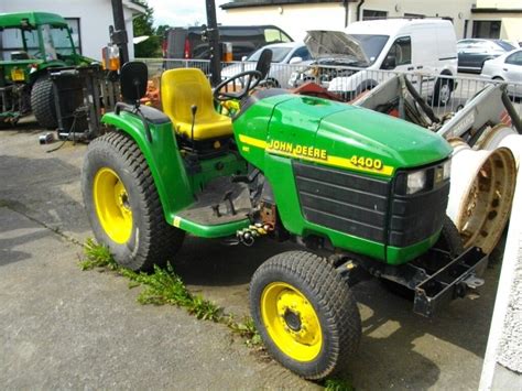 John Deere 4400 Compact Tractor Parts Manual