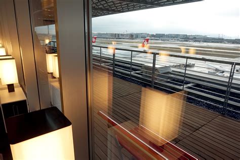 SWISS’ New Zurich Lounges Part III: The Business Class Lounge | Lufthansa Flyer