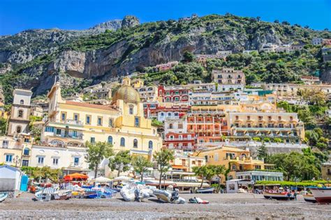 Positano Cityscape Bay Al Atardecer La Costa Amalfitana Del Sur De