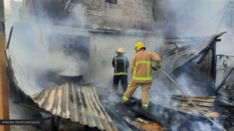 SUMA Noticias Pollos Asados Incendio Consume Negocio En Tulancingo