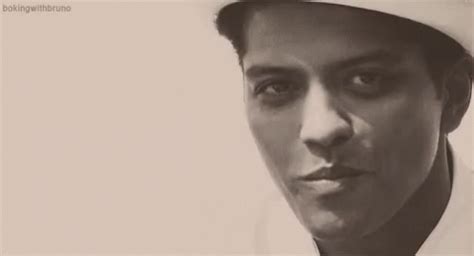 Bruno Mars Smile GIF - Bruno Mars Smile Happy - Discover & Share GIFs