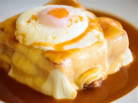 Festival De Francesinha Moda Do Porto No Restaurante Portuc Lia