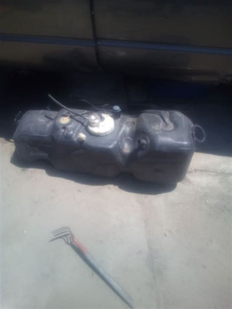 2004 Dodge Ram 1500 Gas Tank Size