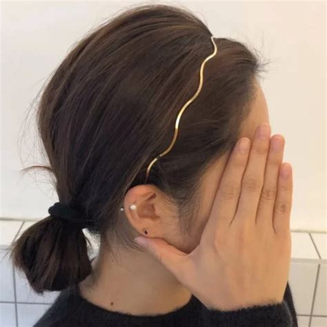 Neue Mode Frauen Gold Metall Welle Biegen Haarb Nder Geometrische