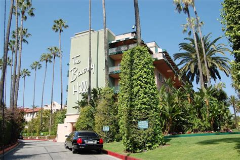 Download Beverly Hills Hotel Landmark Wallpaper
