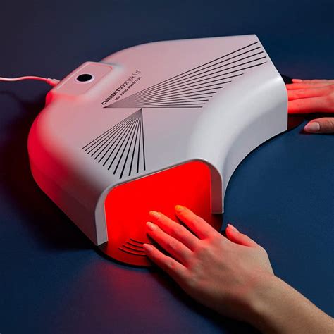 5 Best Red Light Therapy Devices For Hands Of 2024