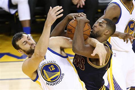 NBA Finals - Warriors defeat Cavs, 110-77 | Photos | GMA News Online