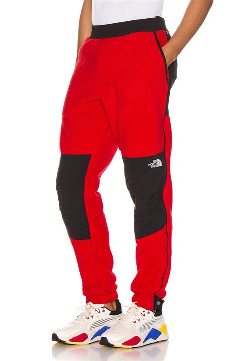 The North Face 95 Retro Denali Pant In Tnf Red Fwrd