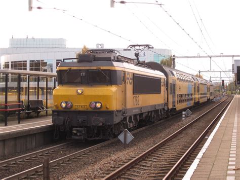 Dd Ar Ns Met Een Dd Ar Op Station Amersfoort Sch Flickr