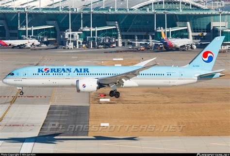 Hl Korean Air Lines Boeing Dreamliner Photo By Min Jun Kim