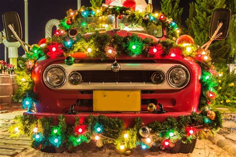 How to Decorate Your Car with Christmas Lights (for Parades & Parties ...