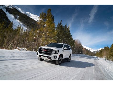 2021 GMC Yukon: 114 Exterior Photos | U.S. News