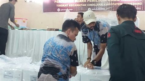 Kpu Sumedang Mulai Lakukan Rekapitulasi Suara Pemilu Di Tingkat