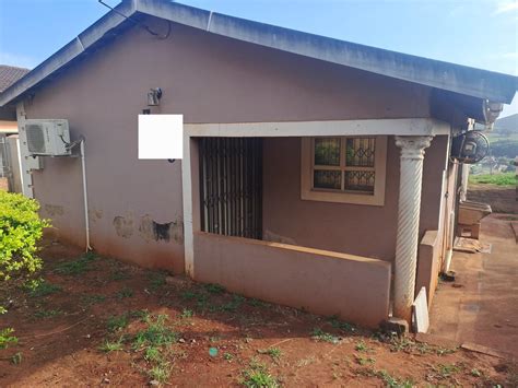 Bedroom House For Sale In Lamontville P