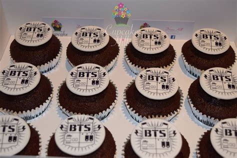 Resultado De Imagen De Cupcake De Bts Bts Cumpleaños Cupcakes Bts