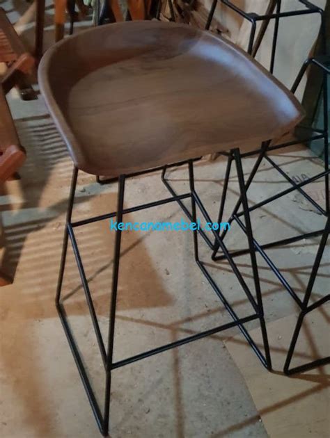 Kursi Bar Stool Besi Kayu KENCANA MEBEL JEPARA Bar Stools Stool Bar