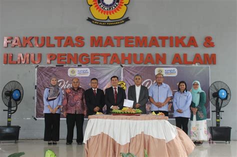 Penandatanganan Memorandum Of Agreement MoA Fakultas MIPA Universitas