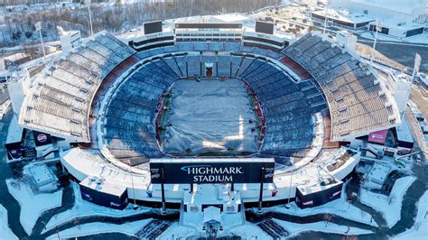 2024 NFL playoffs: Bills fans help shovel stadium, clear field ahead of ...