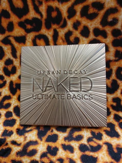 Urban Decay Naked Ultimate Basic Eyeshadow Kesehatan Kecantikan