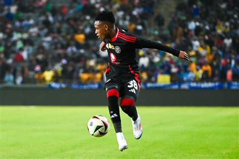 Mofokeng Lists 10 Things He Cannot Cope Without... | Soccer Laduma