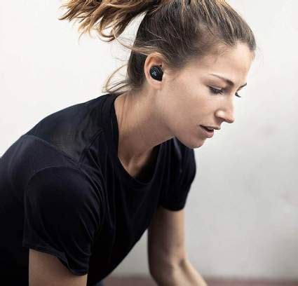 11 Best Wireless Headphones for Gym Workouts (2019)