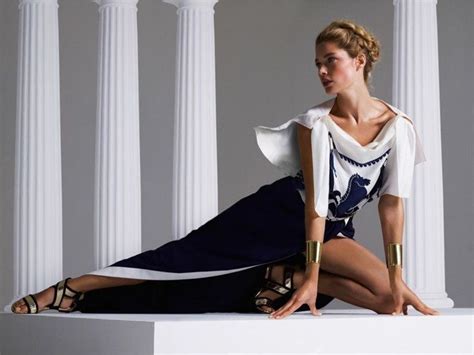 Modern Greek Goddess Editorials Editorial Fashion Doutzen Kroes Vogue