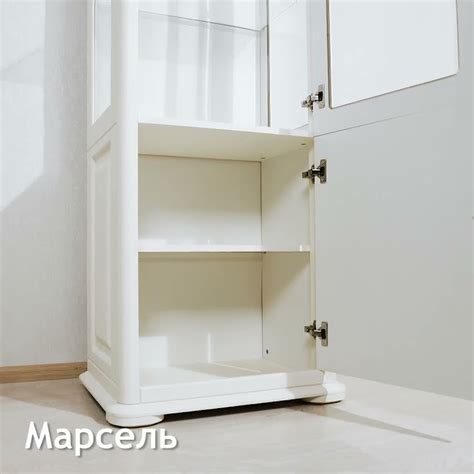 Шкаф для посуды в гостиную. Витрина со стеклом МАРСЕЛЬ Мебель-Неман ...