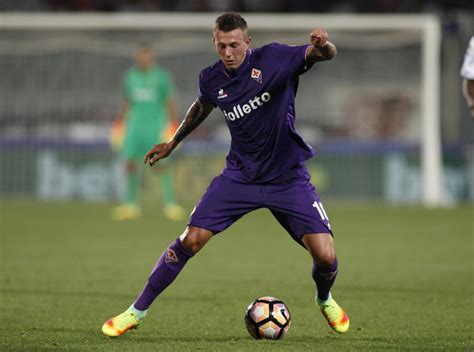 Calcio la Nazionale si prepara a Coverciano Bernardeschi dà forfait