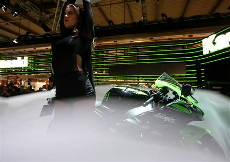 Eicma Kawasaki Zx R Winter Edition News Moto It