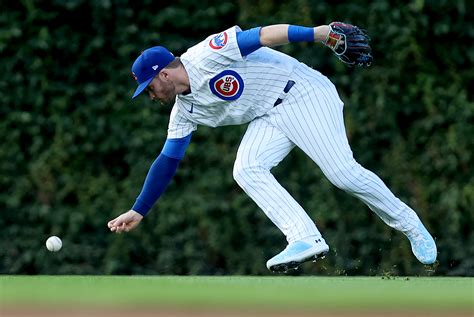 Photos White Sox Beat Cubs 5 3 In City Series Chicago Tribune