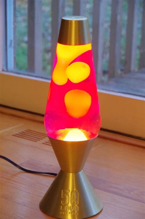 Product Review The Original Lava Lamp Lava Lamp Cool Lava Lamps Make A Lava Lamp