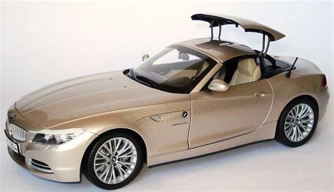 Bmw Z Sdrive I E Orionsilber Met Werbemodell Kyosho