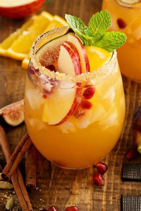 17 Best Everclear Drink Recipes With a Kick - Insanely Good