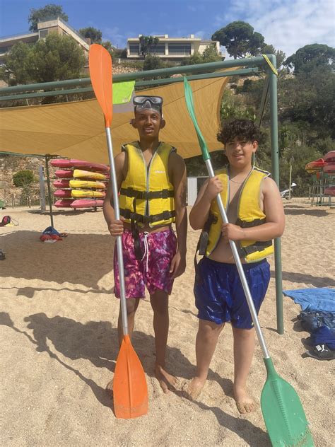 Chiswick School on Twitter: "RT @ChiswickPE: Group B Kayaking